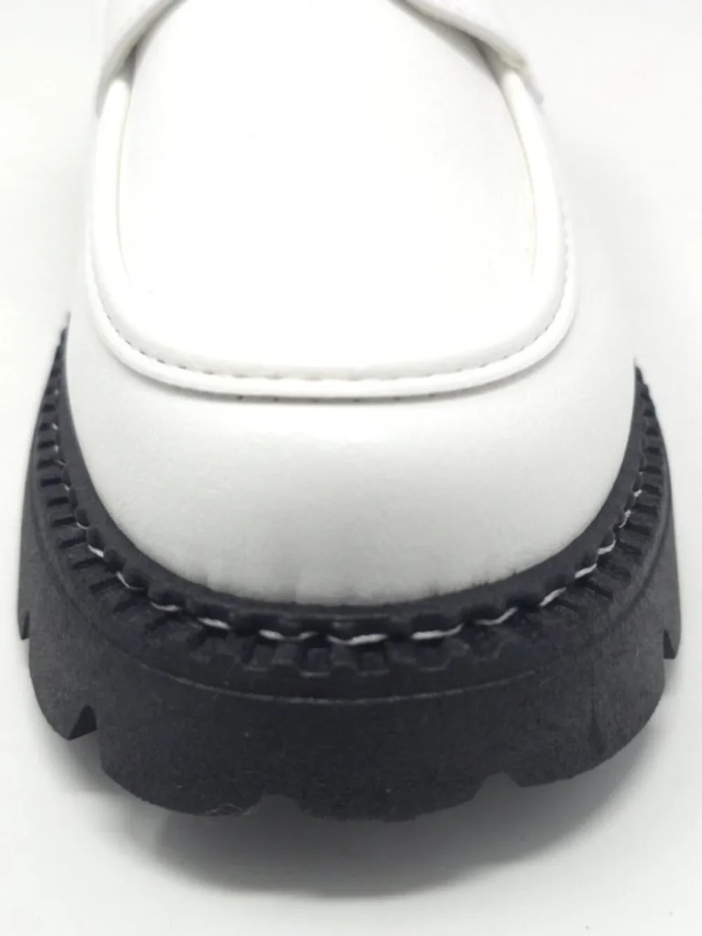 White Patent Brogue Lace up Faux Leather Loafers Chunky Black Lug Sole Oxfords